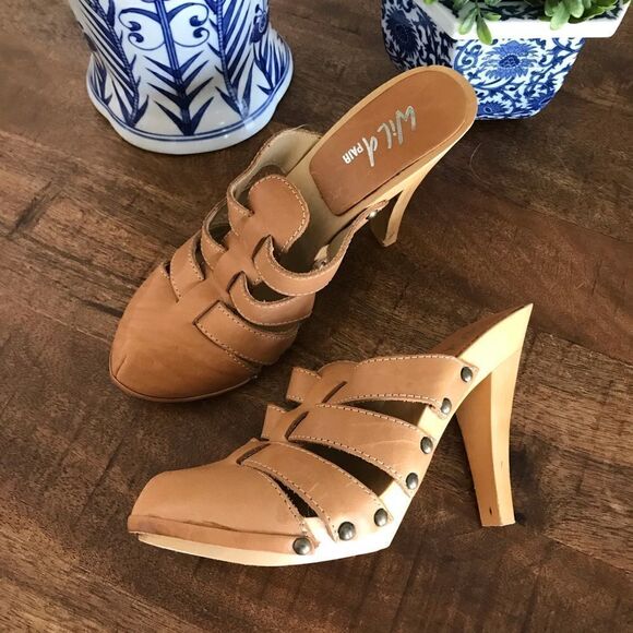 Vintage Wild Pair Platform molded plastic heels 8 - Picture 2 of 5